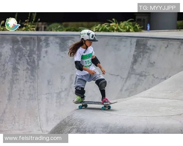 滑板精英赛特别报道成都街舞队勇闯新高峰的奋斗历程与精彩瞬间MBA