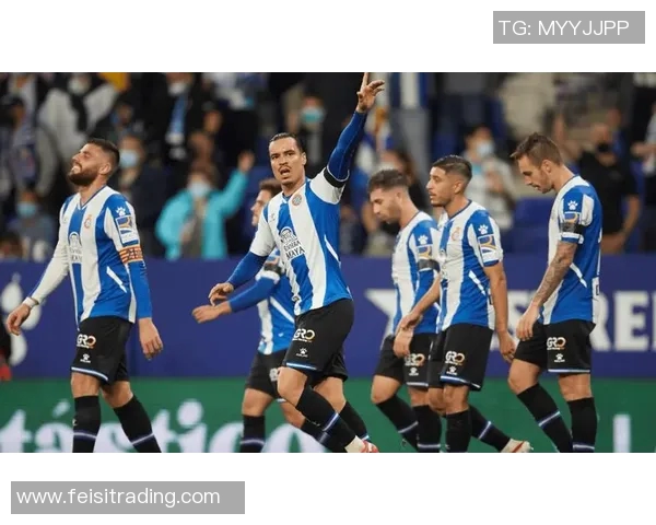 瓦伦西亚西班牙人对决精彩回顾与赛季展望分析